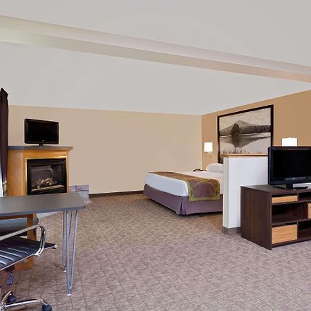 Super 8 By Wyndham Lebanon Hotell Exteriör bild